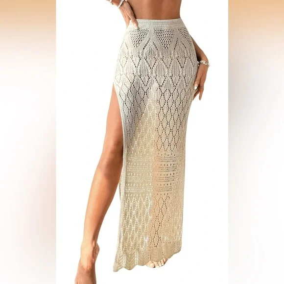 Elegant Crochet Maxi Skirt - Picture 2 of 10